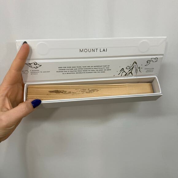 Mount Lai The Painted Wooden Fan Chinese Sandalwood New in Box - Picture 3 of 6